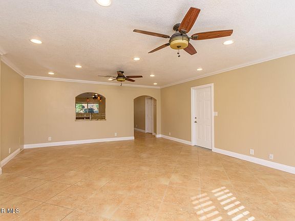4th image of 531 American Oaks Ave