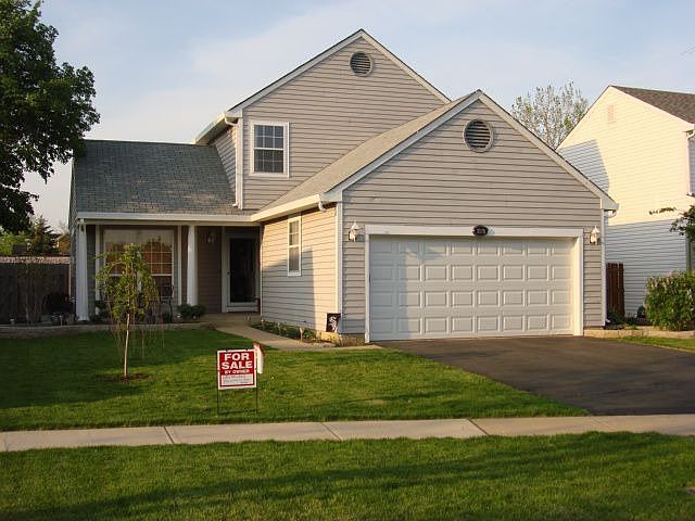 1st image of 1920 Isle Royal Ln