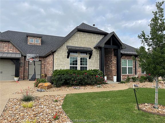 5th image of 1205 Quarry Oaks Dr