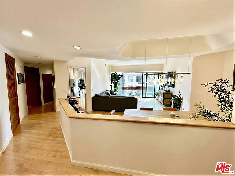 750 S Bundy Dr #203 — Photo 2