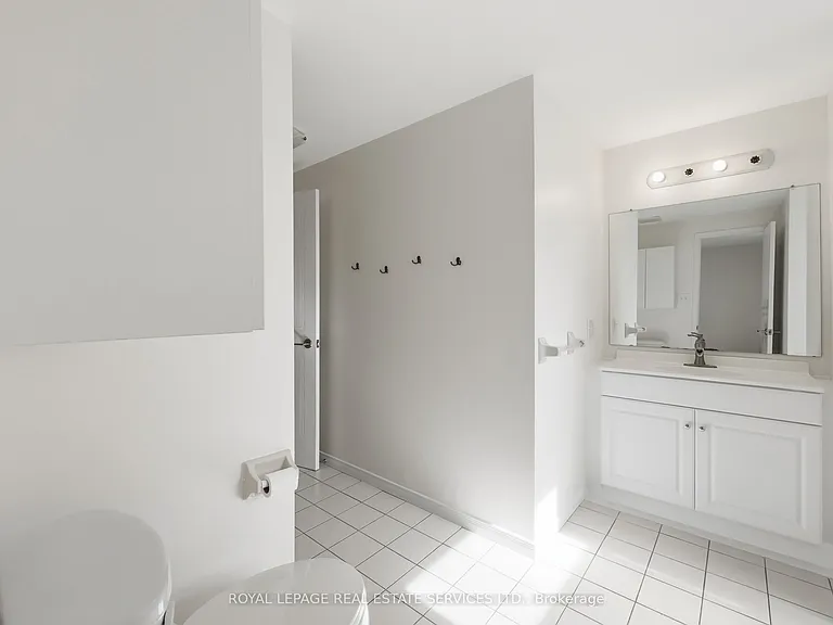 46 Lisbon Pines Dr — Photo 16