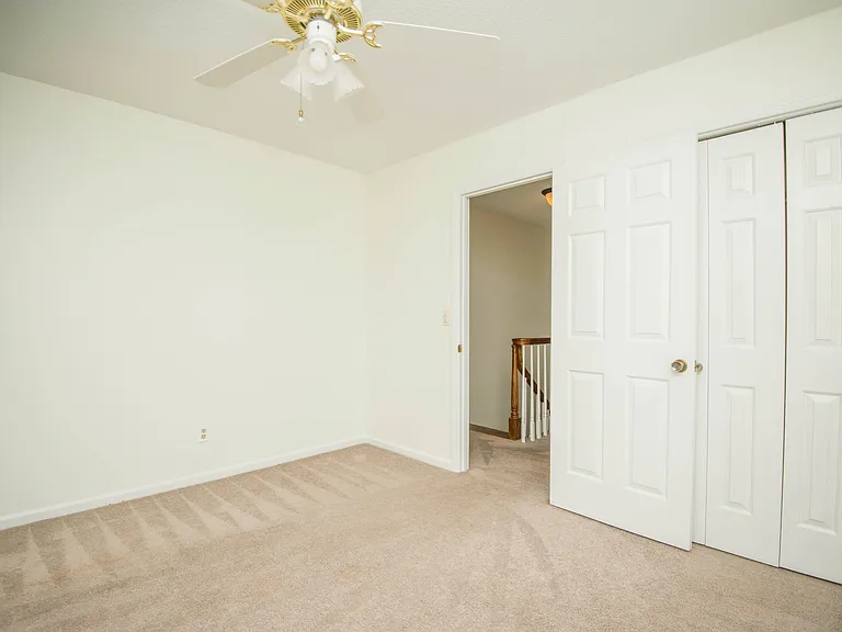 11144 Pleasant Forest Dr — Photo 39