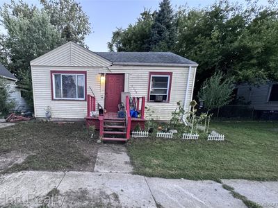 1320 White St, Port Huron, MI, 48060