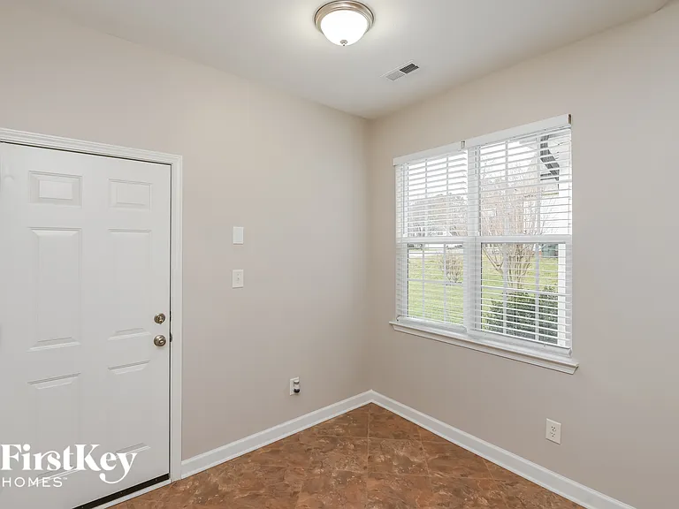4255 Kiser Woods Dr SW — Photo 11