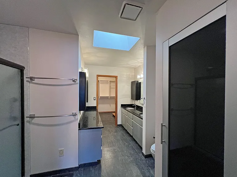 7512 Leif Ericson Dr — Photo 48