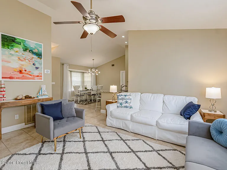 4361 Silver Lake Dr — Photo 9