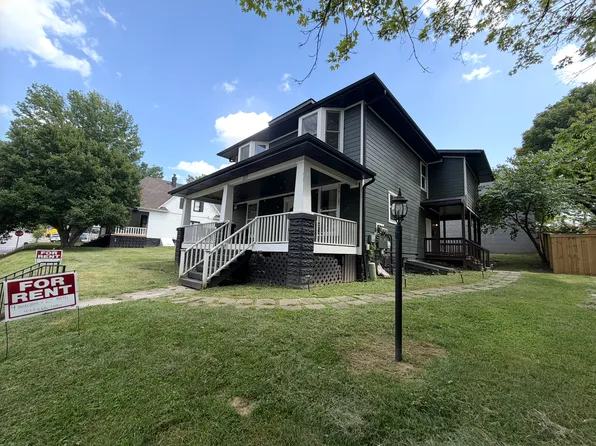 217 W Meadow St APT 2, Fayetteville, AR 72701