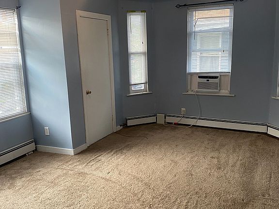 3rd image of 108 N Munn Ave Floor 2
