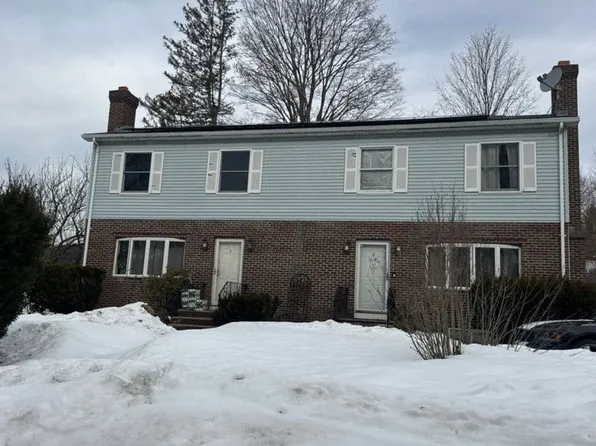 6 Capozzi Cir, Woburn, MA 01801