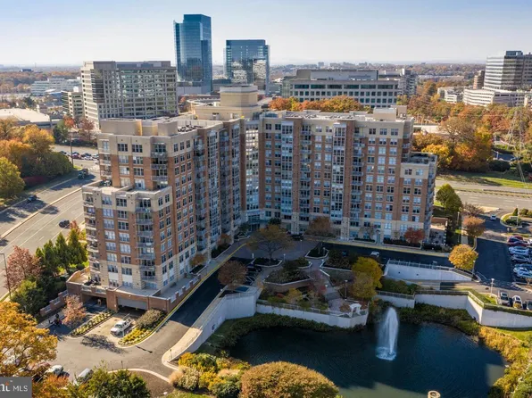 11800 Sunset Hills Rd Unit 1211, Reston, VA 20190