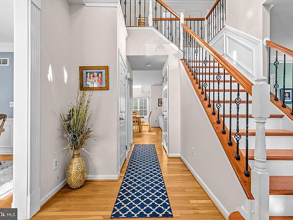 5th image of 3718 Broadrun Dr