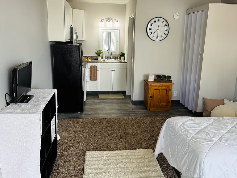 Juniper Hills — Photo 17
