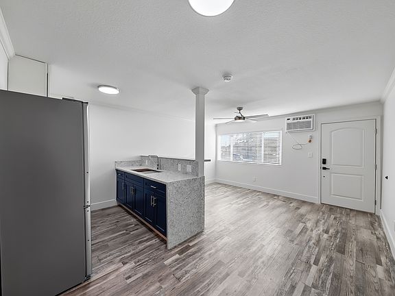 3rd image of 1019 Lewis Ave APT 3