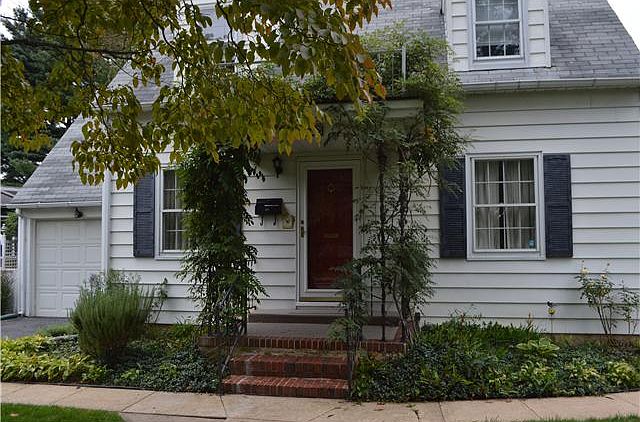 Welcome to 307 Park Circle in Elkton Heights