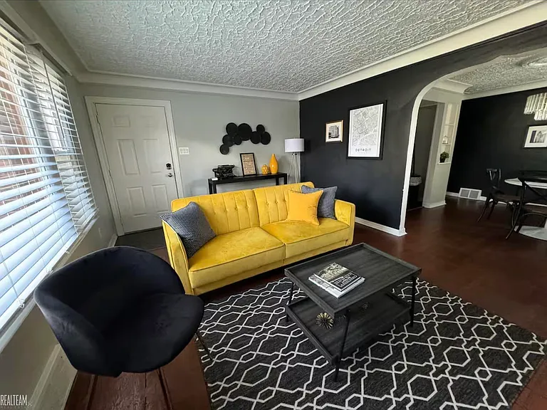 17215 Warrington Dr — Photo 6