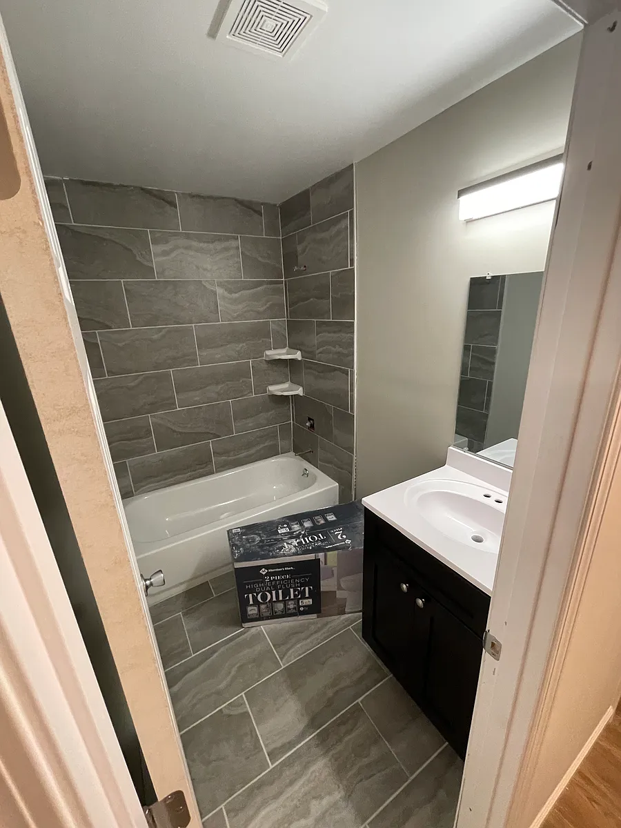 Building Photo - 45860 Cass Ave #6