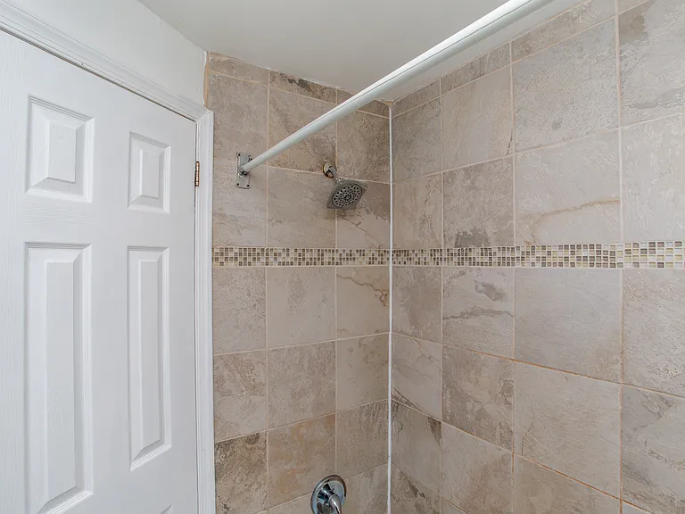 2465 N Garnet St — Photo 29