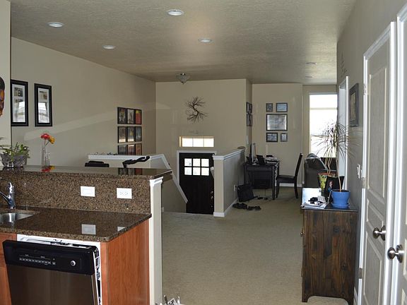 3rd image of 3118 W Bald Mountain Dr