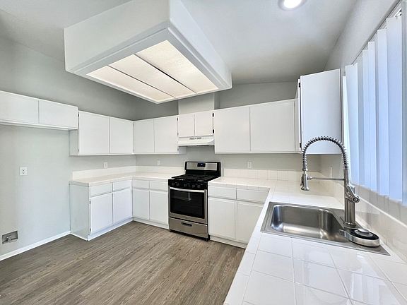 3rd image of 44840 Ramona Ave