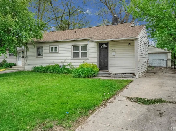 32565 Mason St, Westland, MI 48186