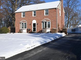 485 Indian Rock Dr, Springfield, PA 19064