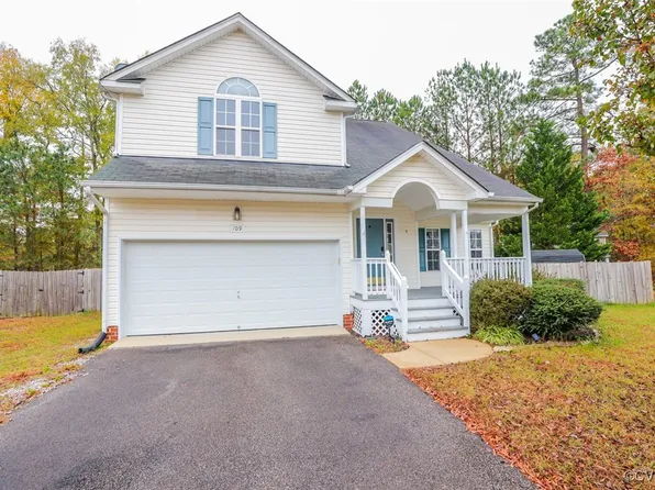 709 Cobbs Point Ln, Chester, VA 23836