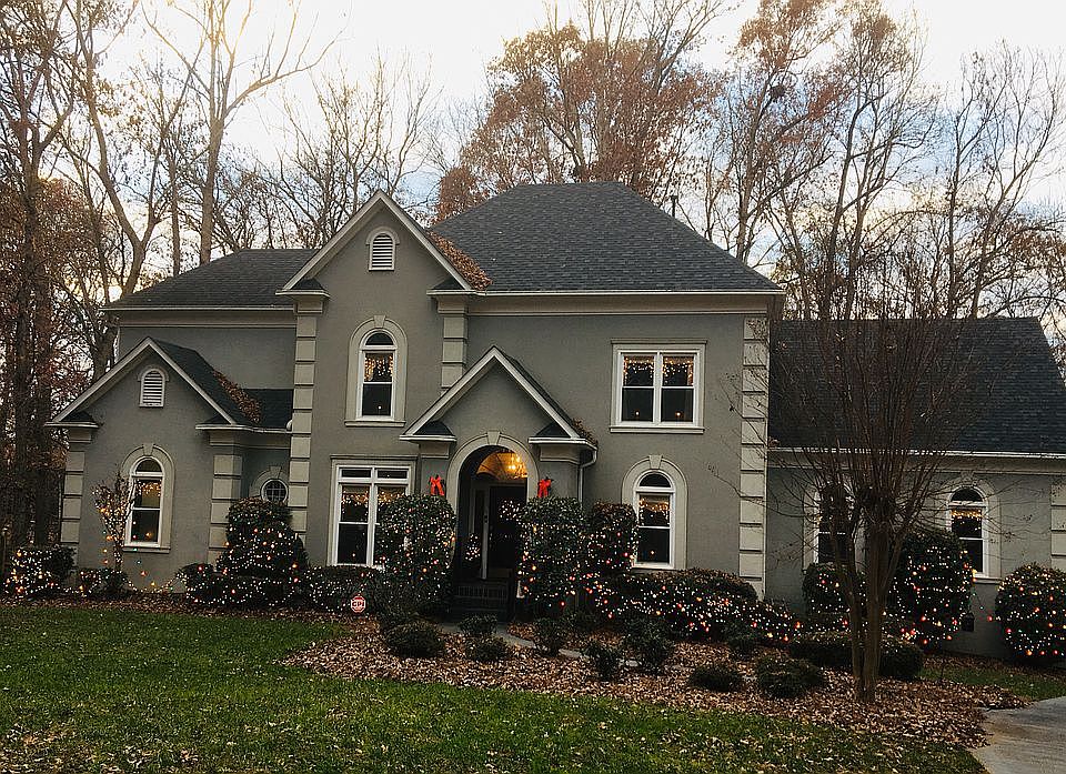 2nd image of 9409 Pendennis Ln