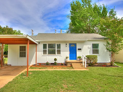 900 Sandra Dr Photo 1
