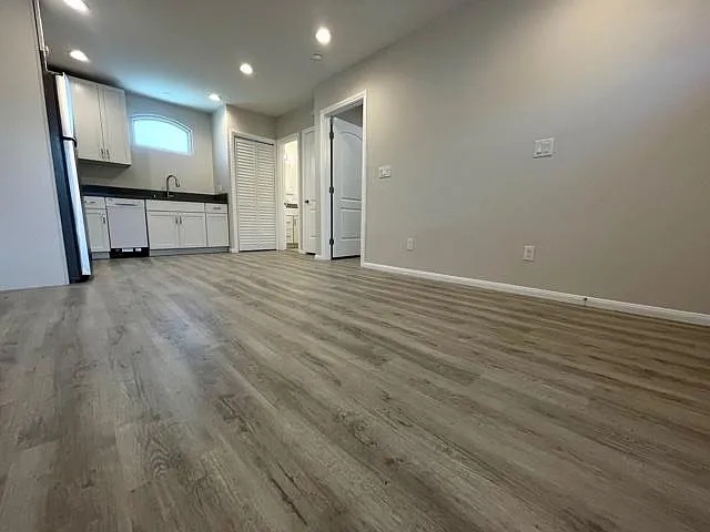 7007 Colorado Ave — Photo 2