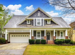 1094 Hunters Run Dr, Tega Cay, SC 29708