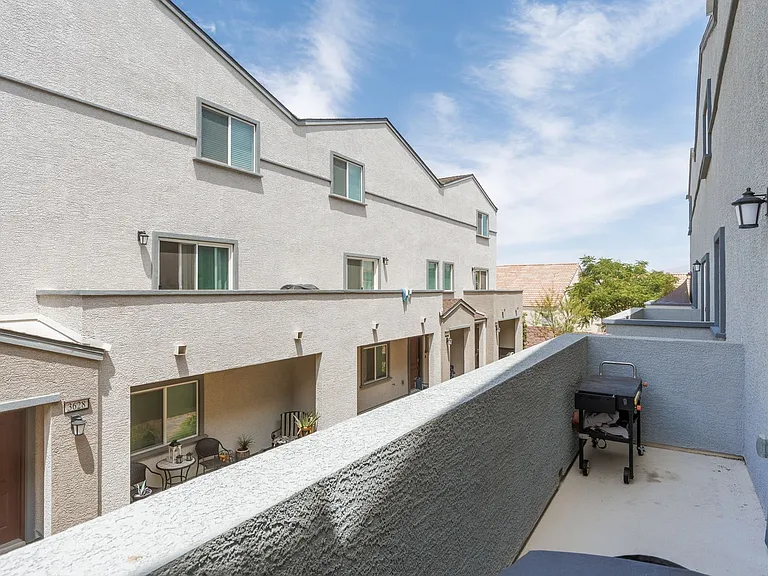 3629 Pinot Ct — Photo 32