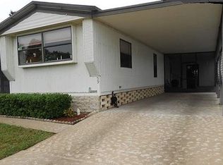 7216 Harbor View Dr, Leesburg, FL 34788