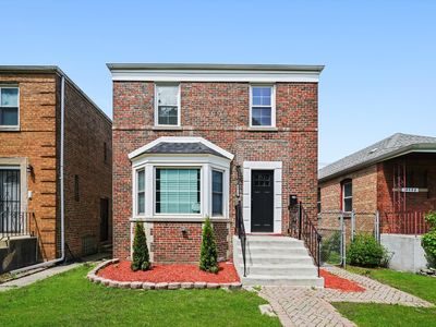 9012 S Harper Ave, Chicago, IL, 60619