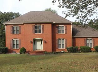 365 Old Bells Rd, Jackson, TN 38305