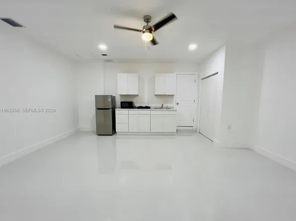 1063 SW 142nd Ave #A, Miami, FL 33184