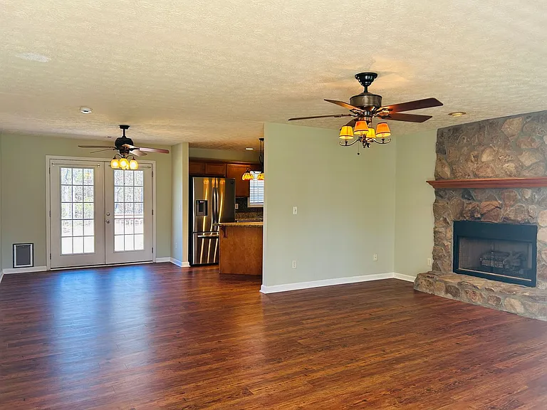 2690 Sharpsburg McCullum Rd — Photo 7