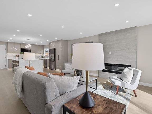 4th image of 6482 Bollinger Rd