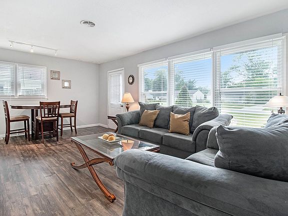 4th image of 824 Northwood Dr