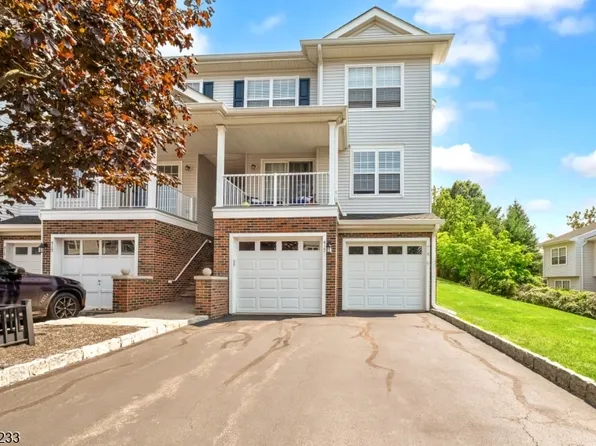 418 Dalton Ct, Denville, NJ 07834