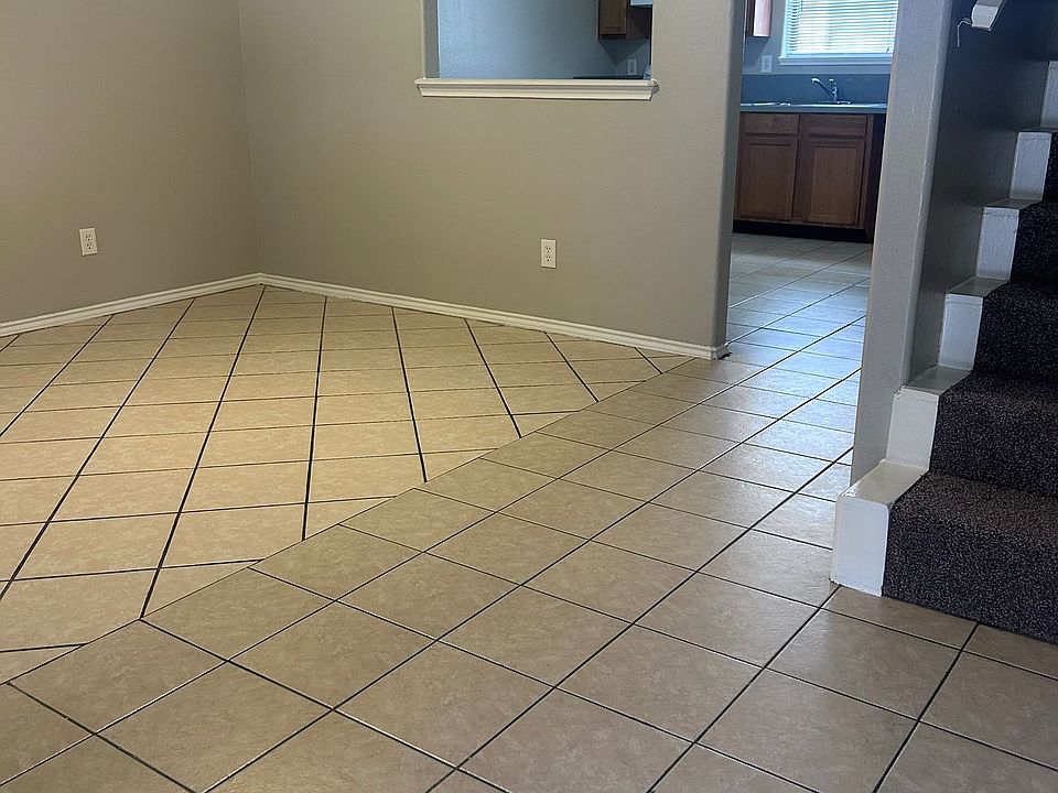 1st image of 2324 W Elisa Ln #6