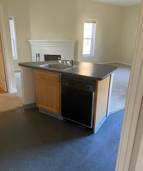 126 Bidwell Pkwy #8 — Photo 3