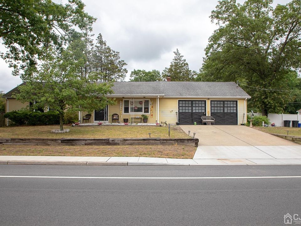 15 Old Rd, Helmetta, NJ 08828 MLS 2313406R Zillow