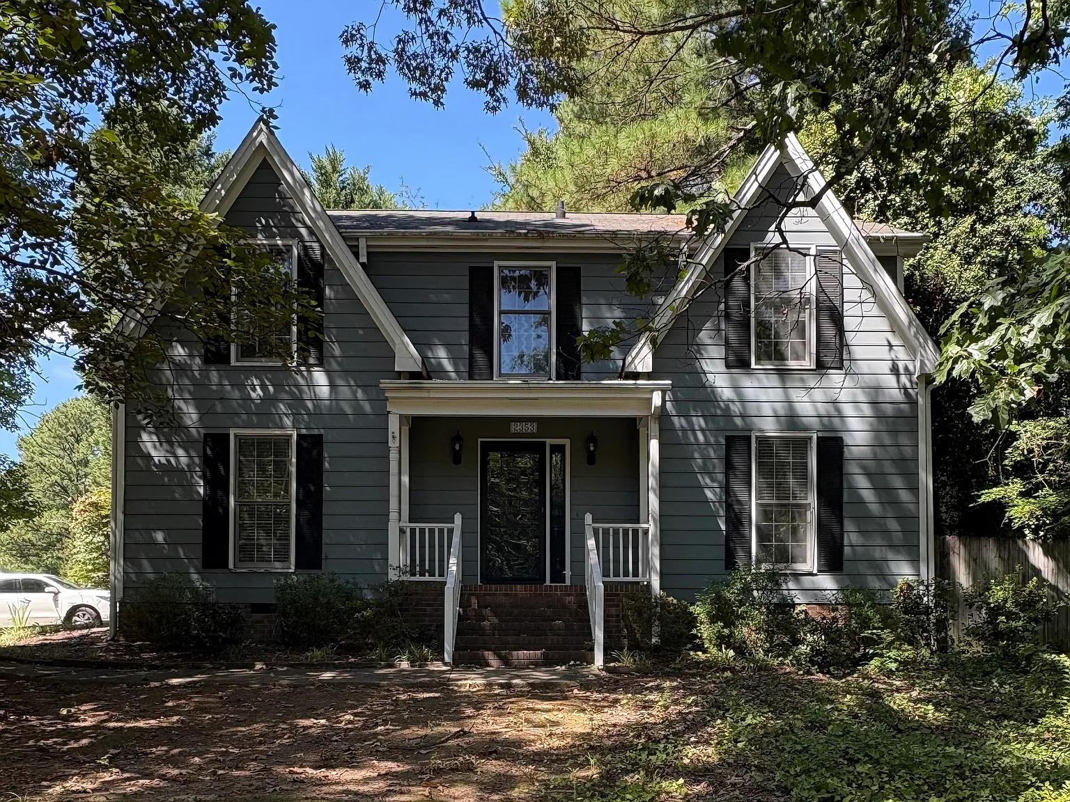 3 bed, 2.5 bath, $2,400 — Photo 1