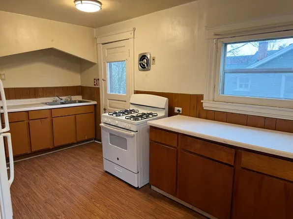 515 W. Franklin St., 515 W Franklin St, Jackson, MI 49201