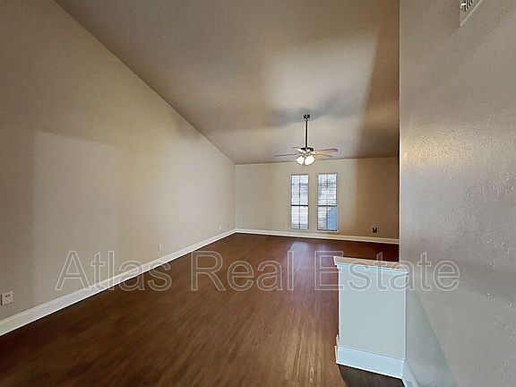 4th image of 5601 N Colony Blvd