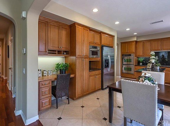 5th image of 406 Hudson Dr