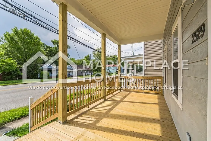 2529 Tidewater Dr — Photo 3