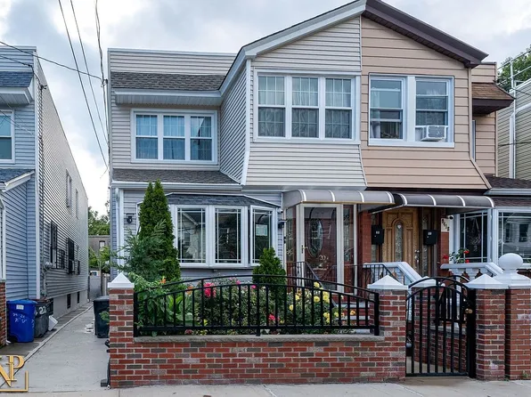 9420 76th St, Ozone Park, NY 11416