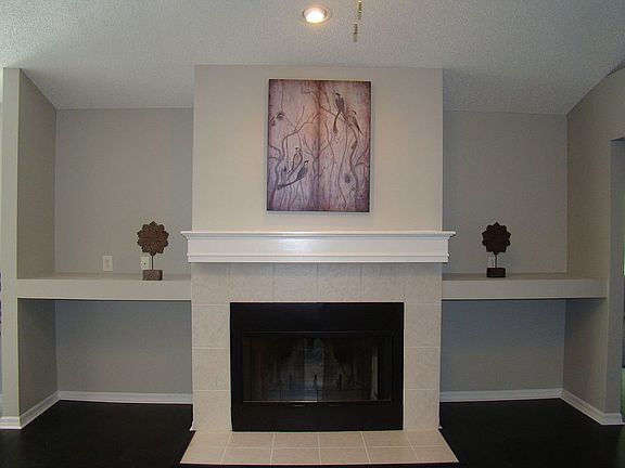 5th image of 10124 Carrington Ct