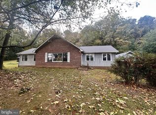 4092 Rolling Hills Dr, Delaplane, VA 20144